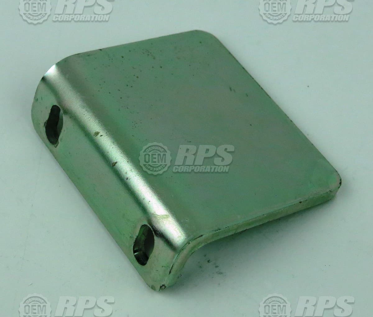23-1138 - Front Shroud Mount