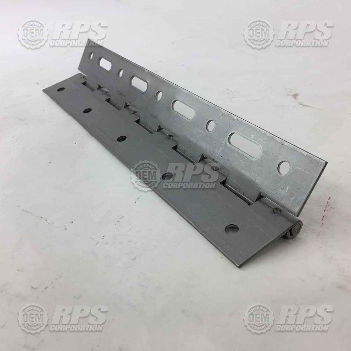 390-1225 - Hinge,11"